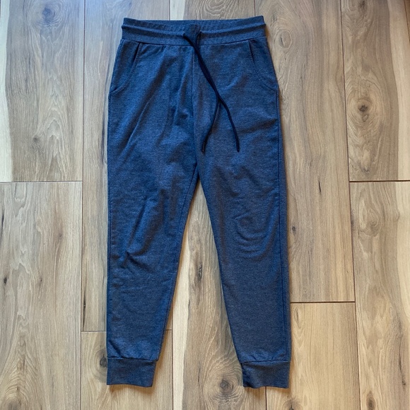 NVGTN Joggers - Picture 3 of 4